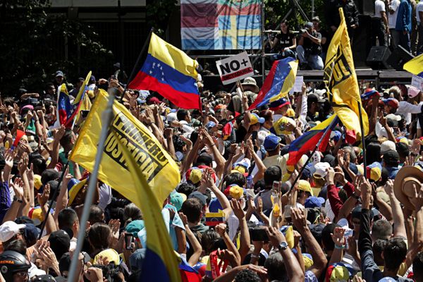 The International Response to the Venezuelan Presidency Crisis